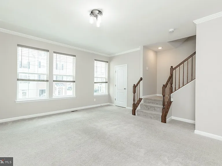 227 Schramm Loop — Photo 38