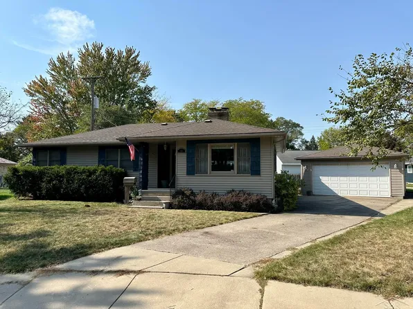 10 Oakland Ct, Essexville, MI 48732