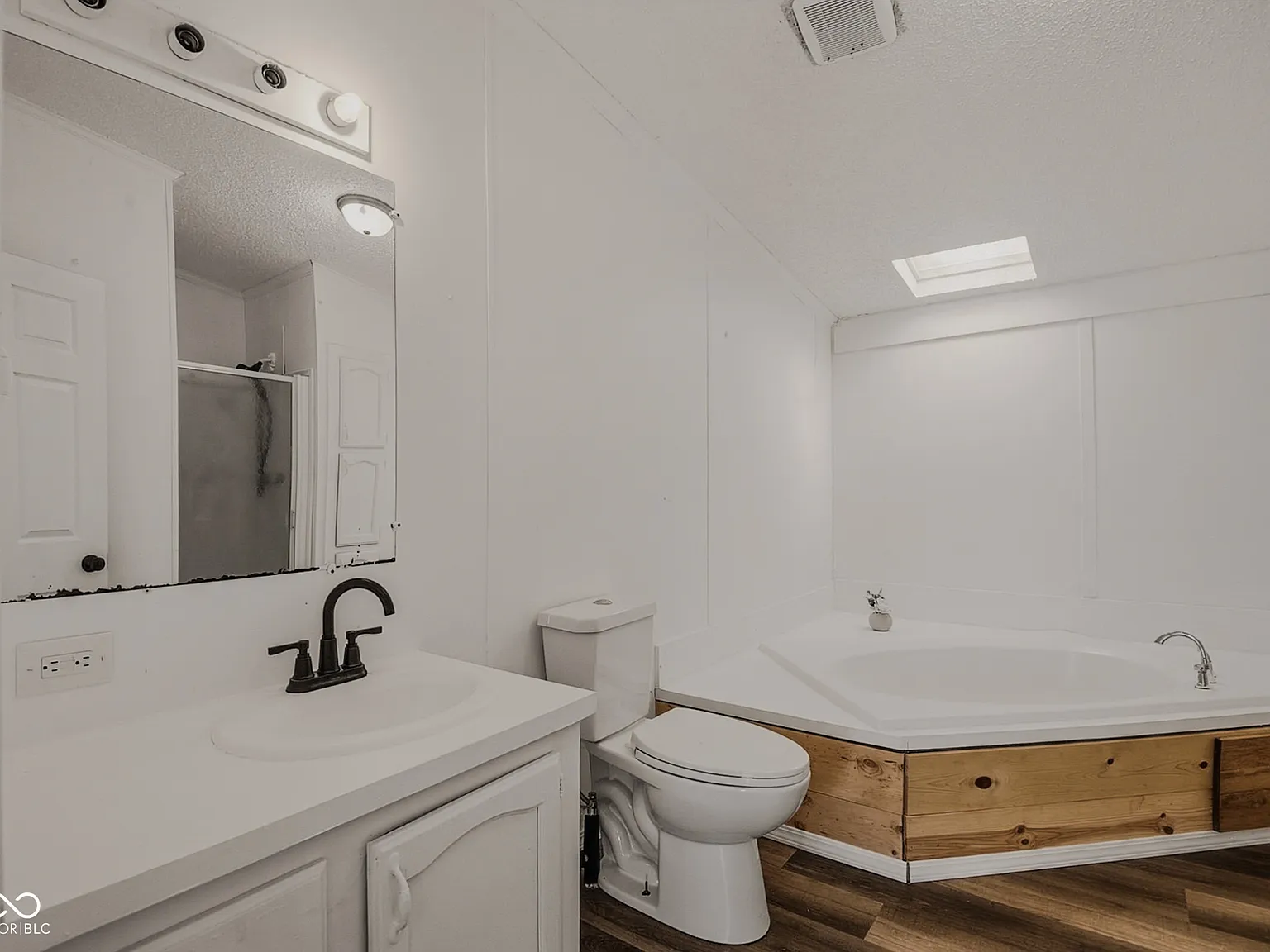 3 bed, 1450 sqft, $1,399 — Photo 3