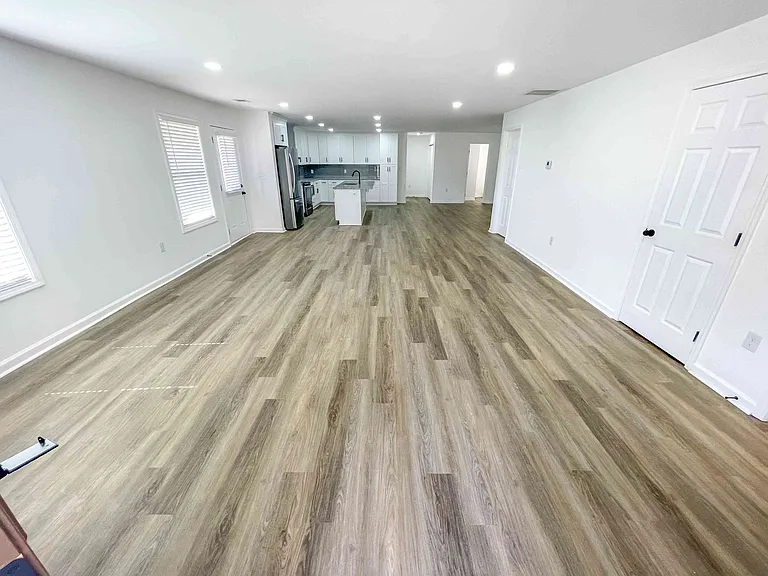 167 Racine St SW — Photo 3
