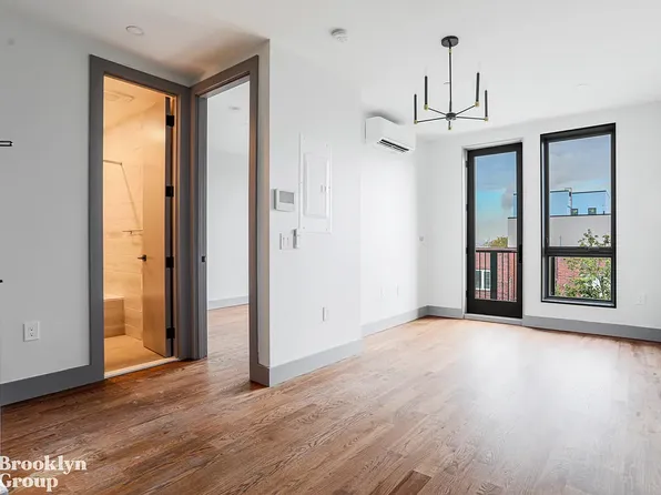 1894 De Kalb Avenue image 1 of 12