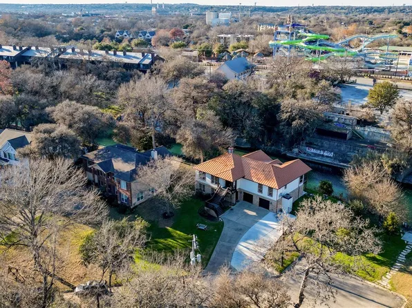 76 Guada Coma Dr, New Braunfels, TX 78130