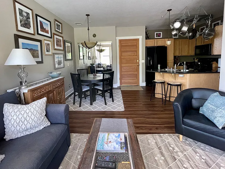 8300 Meadowview Dr #L23 — Photo 11