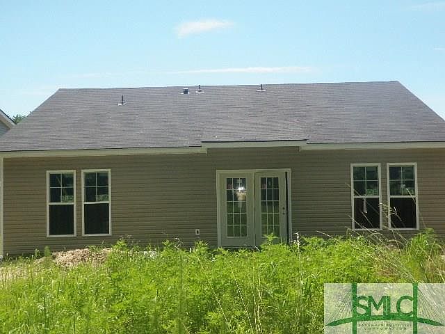 2nd image of 170 Calm Oaks Cir