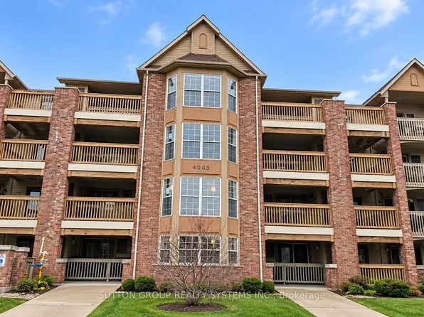 4005 Kilmer Dr #301, Burlington, ON L7M 4M2