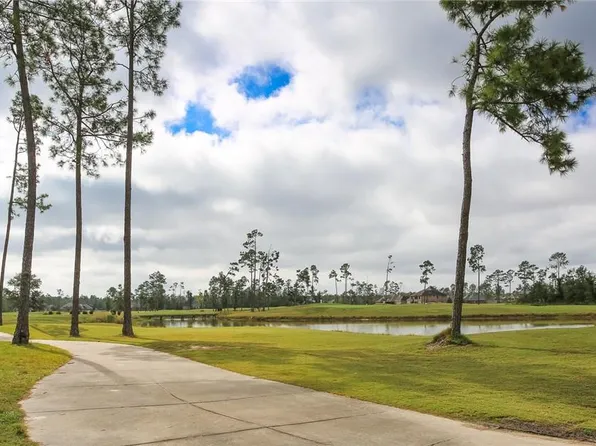 Hogans Aly, Westlake, LA 70669