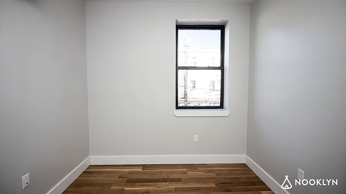 Rented by Nooklyn NYC LLC | media 9