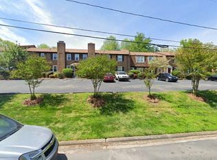 911 Nottingham Dr APT 24, Gastonia, NC 28054