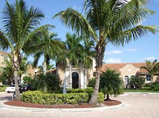 8070 N Nob Hill Rd APT 207, Tamarac, FL 33321