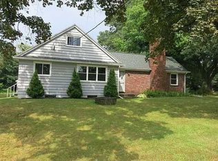 8717 W Bergen Rd, Le Roy, NY 14482