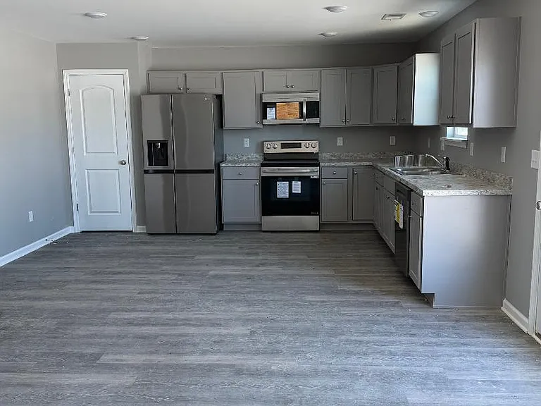 237 Candy Apple Ln — Photo 6