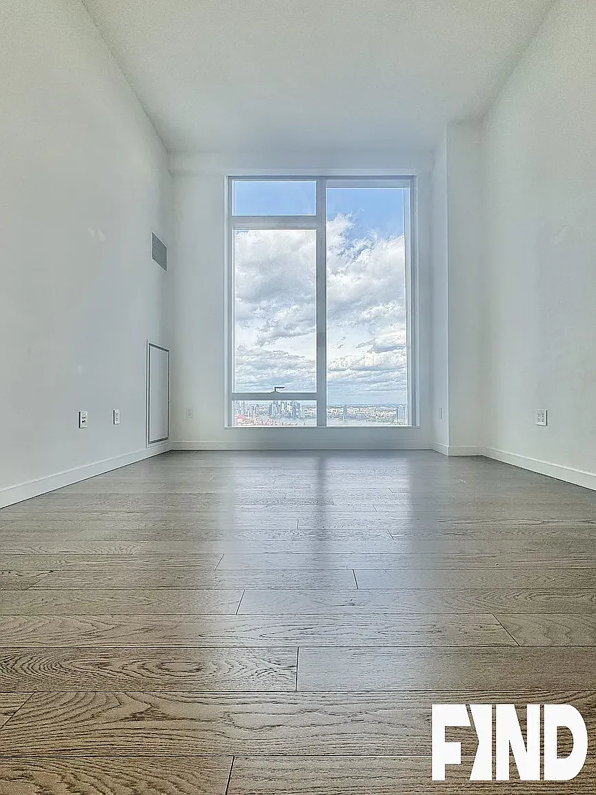 252 South Street — Photo 2