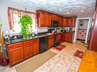 564 Tremont St, Rehoboth, MA 02769