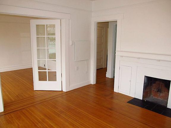 2nd image of 1651 Waller St #5