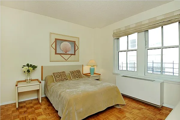 Rented by Corcoran | media 13