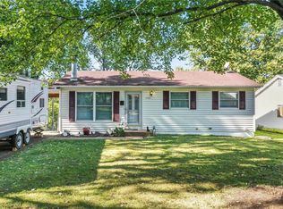 5305 Ville Cecelia Ln, Hazelwood, MO 63042
