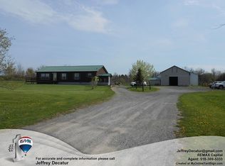 860 E Lykers Rd, Sprakers, NY 12166