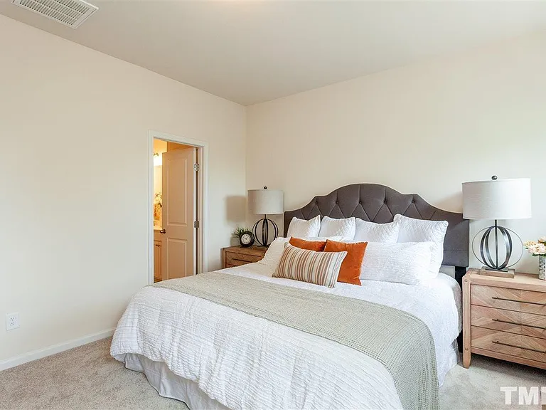 2251 Chattering Lory Ln — Photo 16
