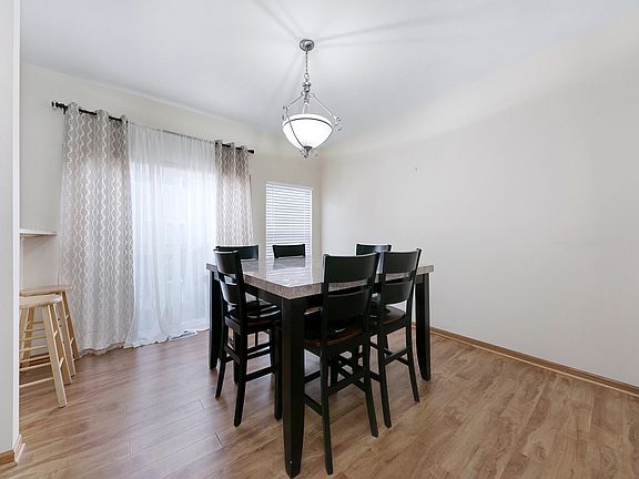 4th image of 2413 Courtyard Cir Unit 2