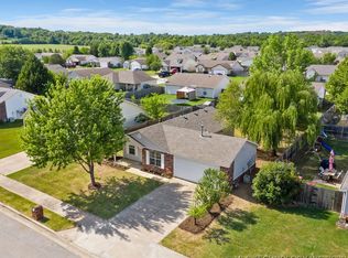 1100 W 21st St, Claremore, OK 74017