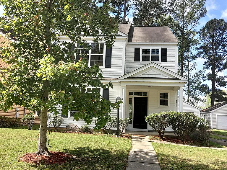 8977 N Red Maple Cir — Photo 1