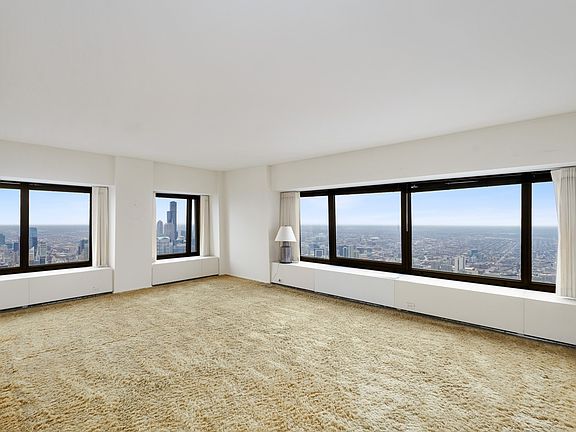 2nd image of 175 E Delaware Pl #8309-8310