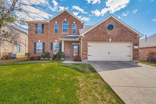 1st image of 2704 Leisure Ln