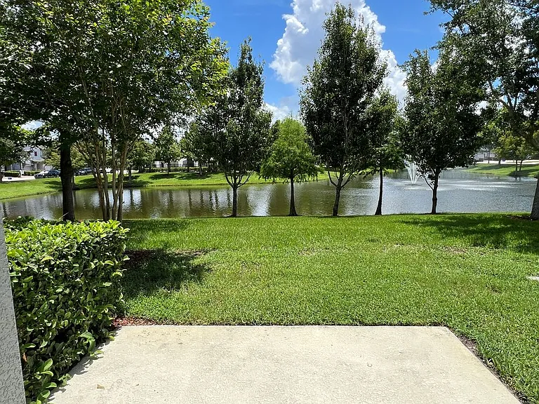 321 Evertree Loop — Photo 9
