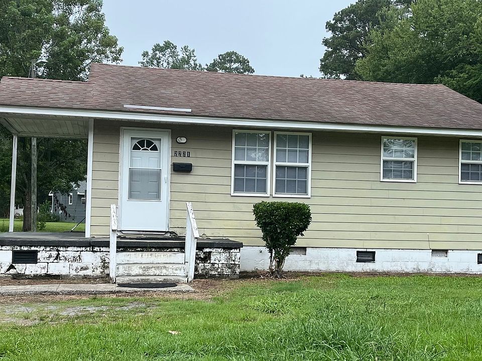 1st image of 2221 Briarfield Rd