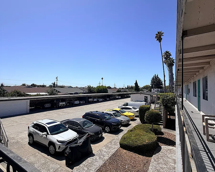 Valencia Gardens