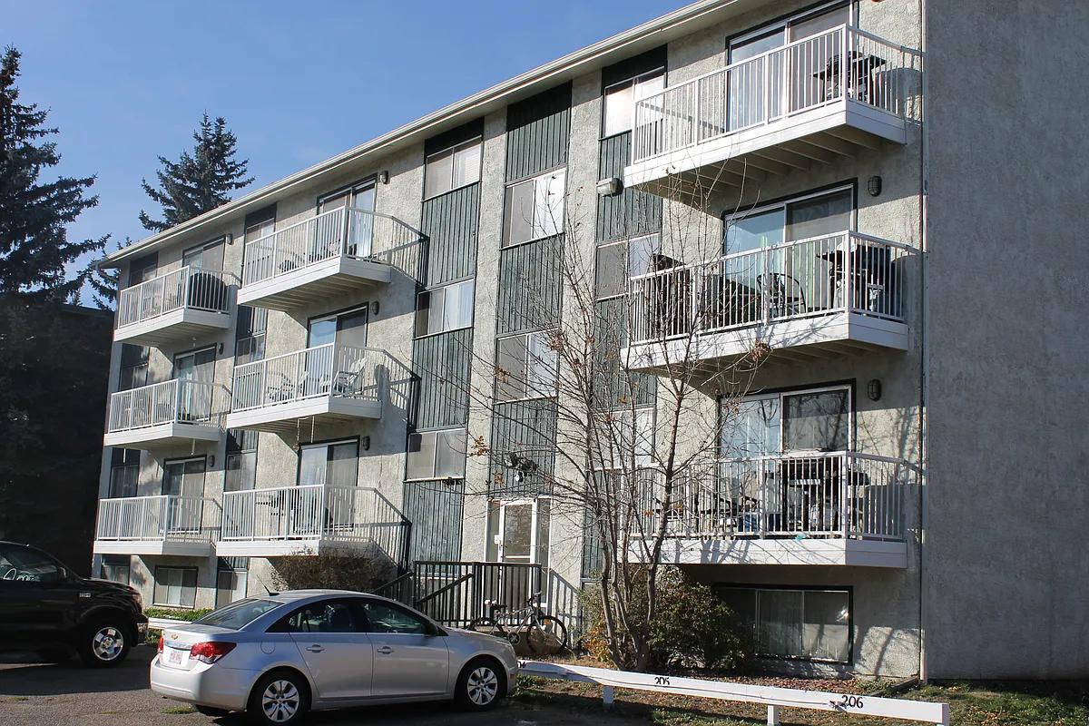 Building Photo - 2014 15th Ave N