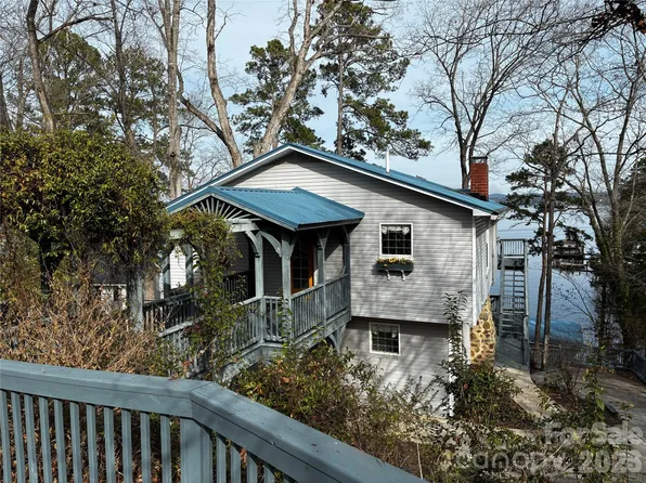 547 Lake Shore Dr, Norwood, NC 28128