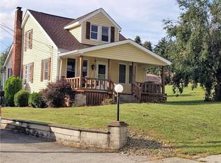 127 Honor Roll Dr, Latrobe, PA 15650