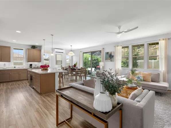 84-84 Maiola Pl, Waianae, HI 96792