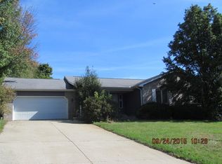 2483 E Waters Edge Dr, Columbia City, IN 46725