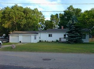 415 E Osceola Ave, Reed City, MI 49677