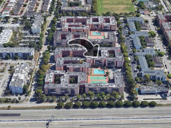 1910 W 56th St APT 3321, Hialeah, FL 33012