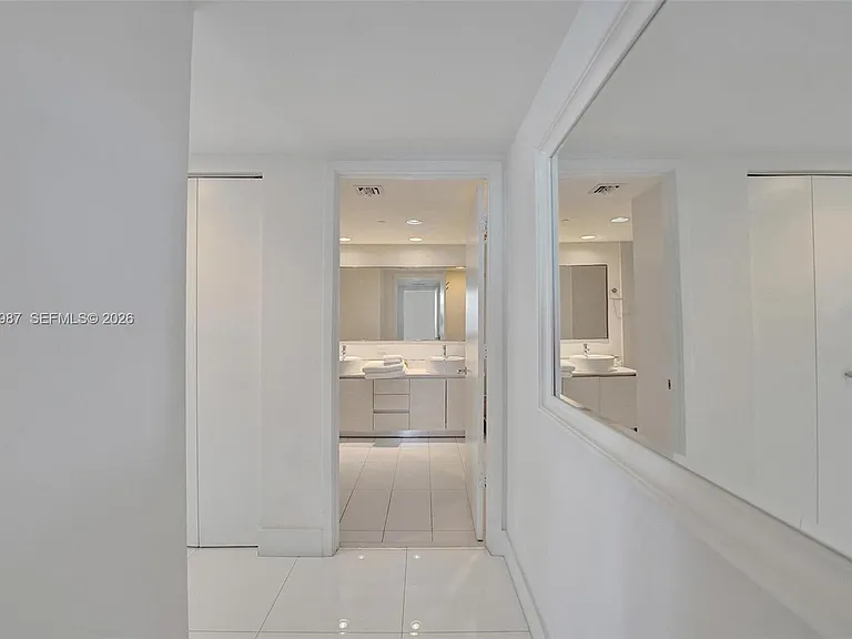 2600 E Hallandale Beach Blvd #T1902 — Photo 53