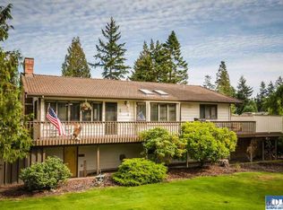 212 Fairway Dr, Sequim, WA 98382