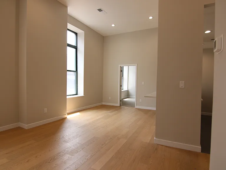 Deacon Court - 1661 Washington Street — Photo 207