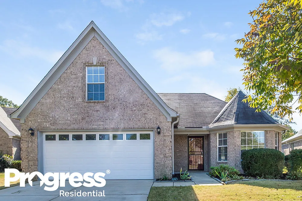 4 bed, 2.0 bath, 1725 sqft, $1,995 — Photo 1
