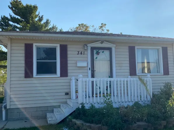 341 Sibley St, Trenton, MI 48183