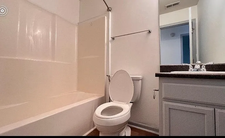 14 Frost Ln — Photo 10
