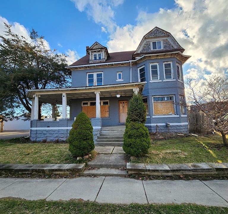 1st image of 821 Martin Luther King Ave