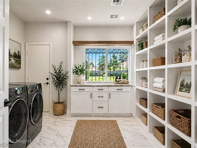 60 E Levi Ave — Photo 36