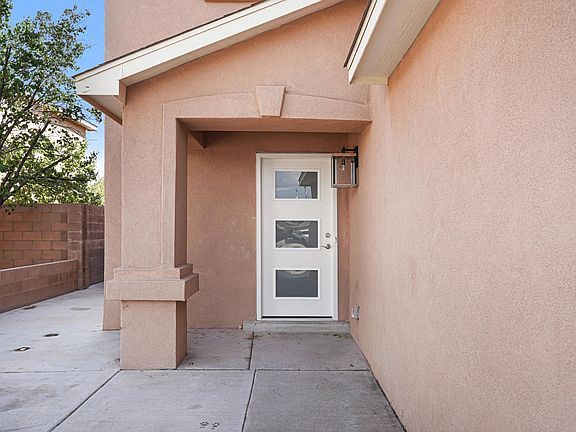 4th image of 8216 Tangerine Pl NW