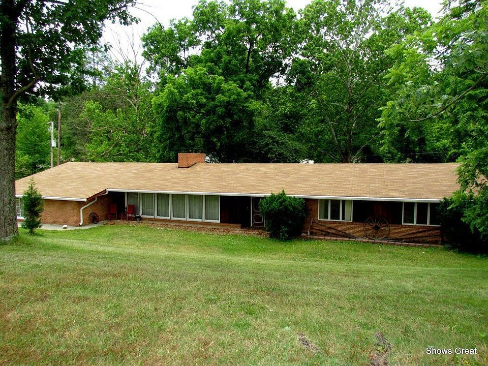For Sale: 20 Calvert RD, Troutville, Virginia 24175