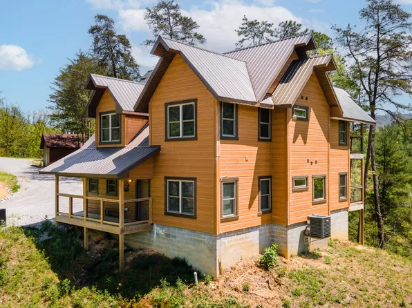 4228 Wears Valley Rd, Sevierville, TN 37862