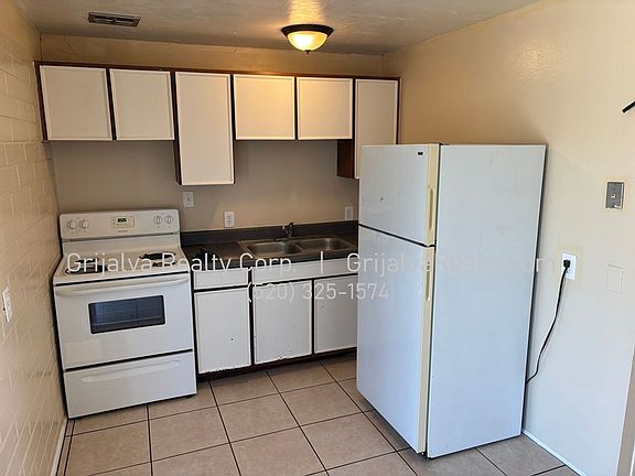 4th image of 5619 E 28th St #5629