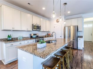 16749 Gossamer Dr, Moseley, VA 23120